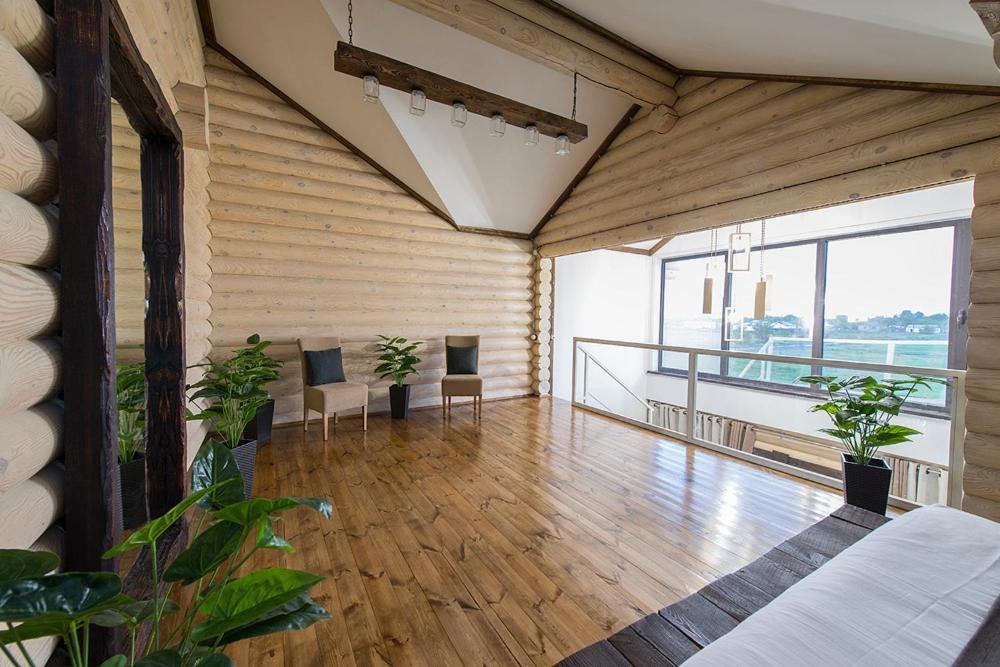 Terem Inn Karagandy Exteriör bild