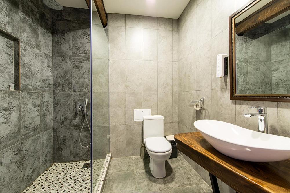 Terem Inn Karagandy Exteriör bild